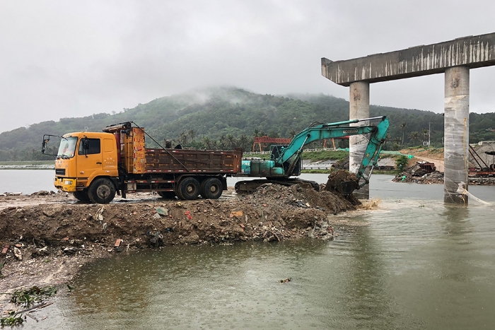一公司陵水安马大桥项目:台风突袭安然过 助力度汛获好评